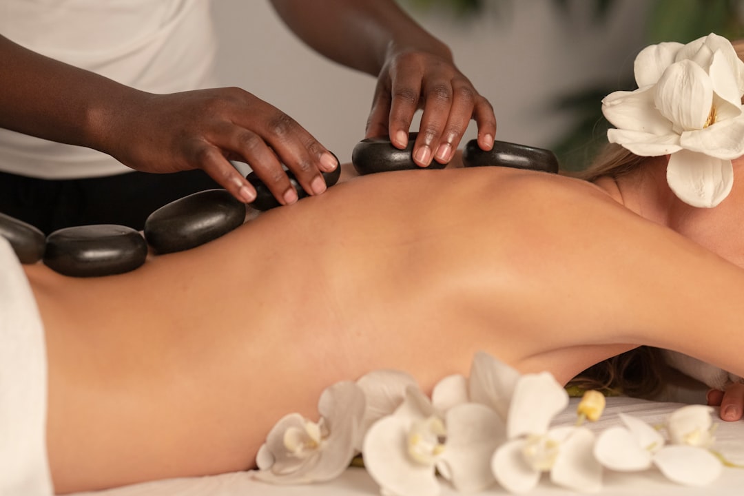 Photo Gemstone massage